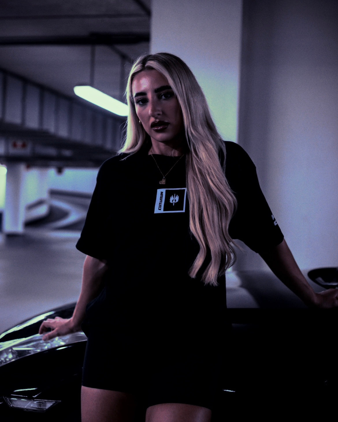TEAM SHIELD TEE - WHITE